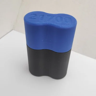Hộp đựng pin 21700 cho hai pin với nắp chốt an toàn