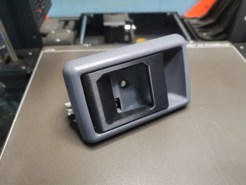 Tay nắm cửa thay thế cho xe Land Cruiser 79 Series - Image 1