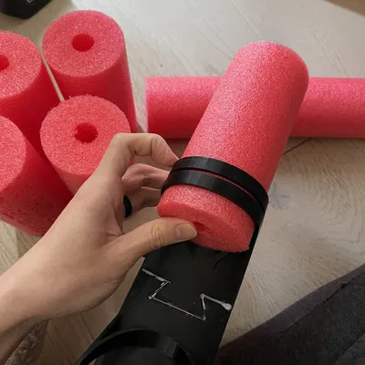 Giá đỡ cắt ống bơi cho tỷ lệ nửa tên lửa