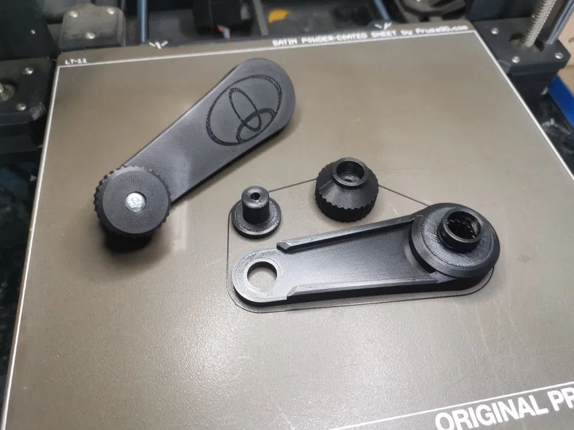 Tay quay cửa sổ thay thế cho Land Cruiser 79 Series - Image 1