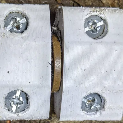 Giá đỡ cho ống tưới vải thấm nước