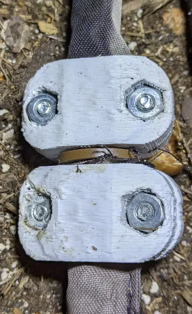 Giá đỡ cho ống tưới vải thấm nước - Image 2