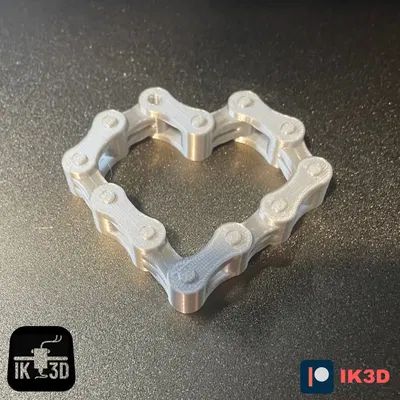 Móc khóa hình trái tim từ xích xe đạp dễ thương