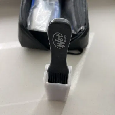 Hộp đựng bàn chải tóc bảo vệ lông bàn chải