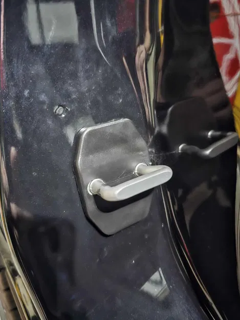 Nắp che chốt cửa xe Jeep Renegade - Image 3