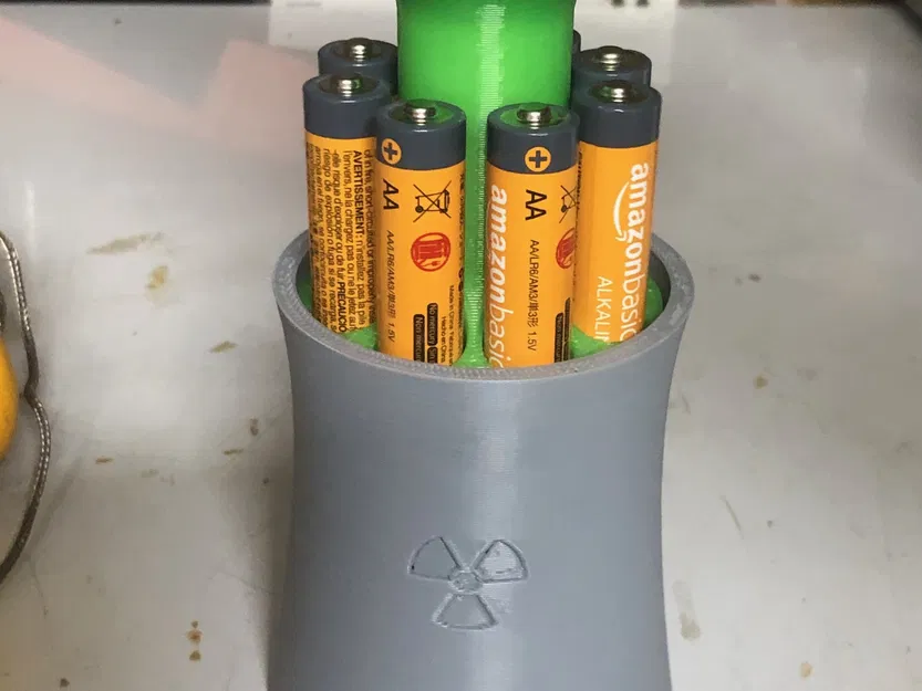 Giá đỡ pin AA hình tháp làm mát hạt nhân - Image 1