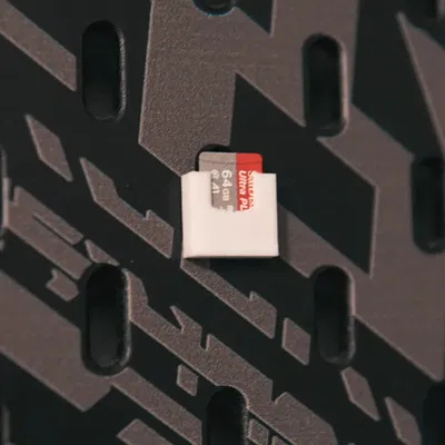 Giá đỡ thẻ nhớ Micro SD SKÅDIS của IKEA