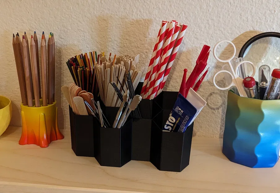 Giá đỡ bút tổ ong đơn giản cho bàn làm việc - Image 4