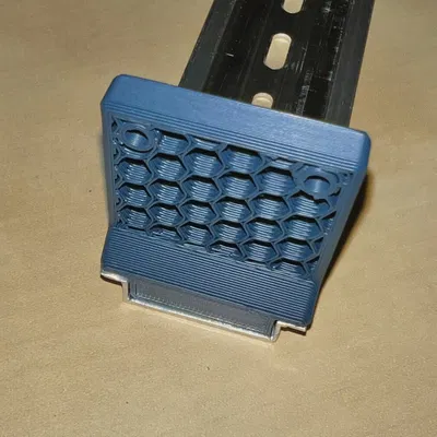 Giá đỡ thanh DIN cho điện tử Voron V0.2