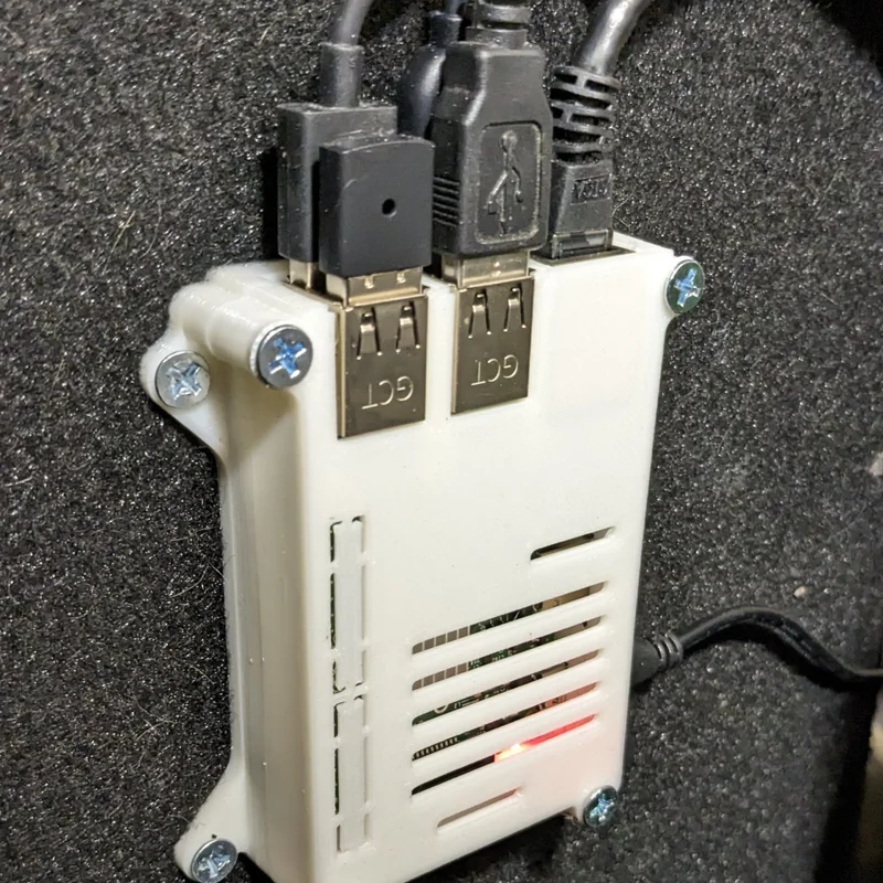 Vỏ Raspberry Pi 3 (B/B+), Pi 2 B và Pi 1 B+ với giá đỡ VESA 75mm