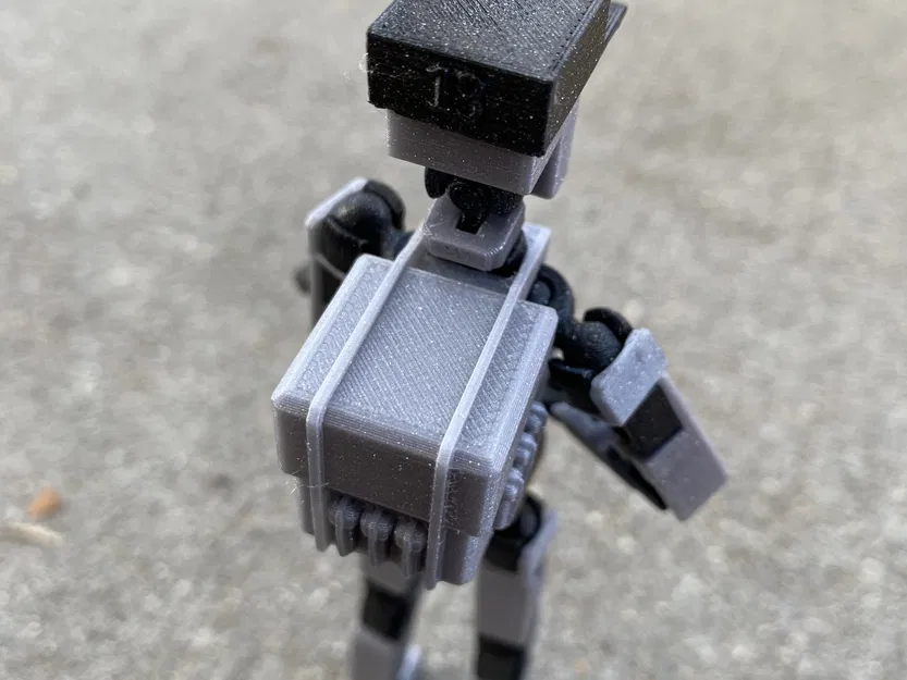 Binh sĩ Quân đội Mỹ Lucky 13 với mũ và ba lô - Image 3