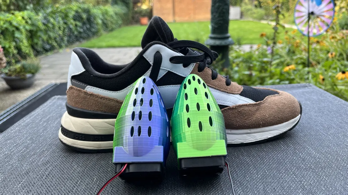 Máy sấy giày di động - Giữ giày khô khi di chuyển - Image 1