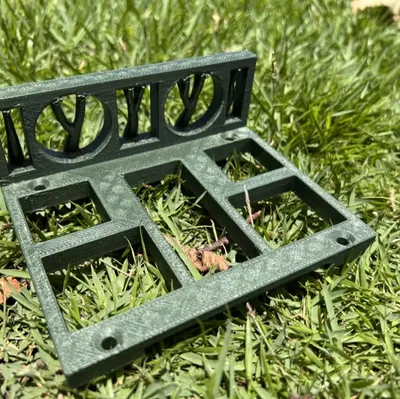 Giá đỡ gắn tường cho bộ hẹn giờ ống nước B-Hyve DX 4