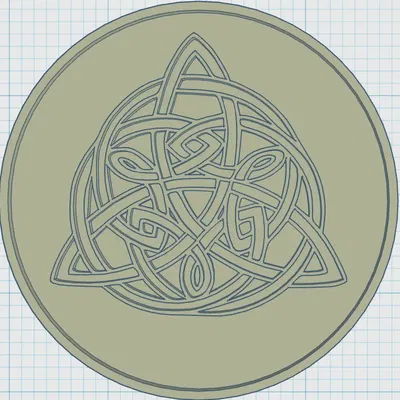 Đế ly với biểu tượng Celtic độc đáo