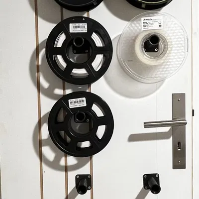 Giá đỡ cuộn đơn giản có thể vặn ốc