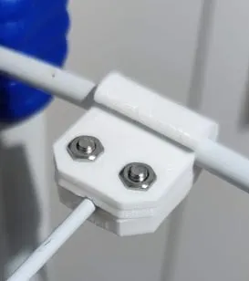 Giá đỡ dây treo quần áo 5mm nhỏ gọn - Image 1