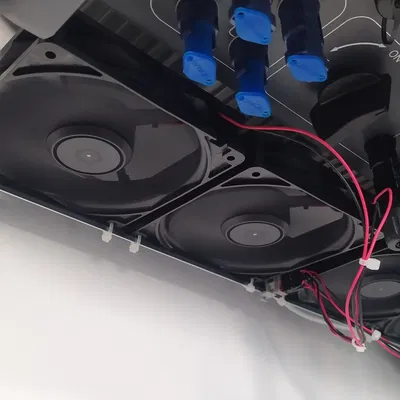 Giá đỡ quạt cho biến tần năng lượng mặt trời Sofar Solar HYD10