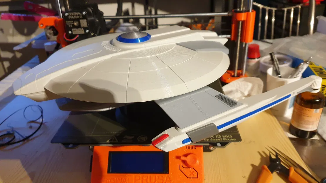 Mô hình tàu vũ trụ USS Curry - NCC-42254 từ Star Trek - Image 25