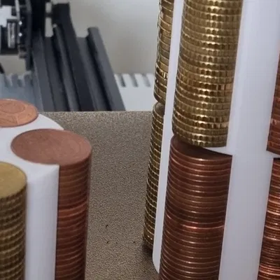 Giá đỡ tổ chức tiền xu EURO tự thiết kế