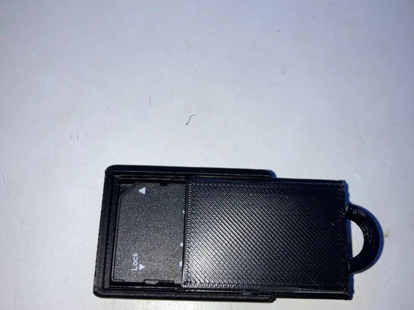 Giá đỡ thẻ SD và Micro SD dạng móc khóa tiện lợi - Image 2
