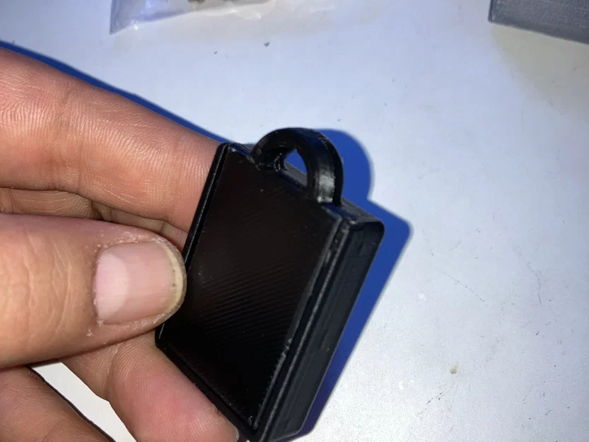 Giá đỡ thẻ SD và Micro SD dạng móc khóa tiện lợi - Image 4