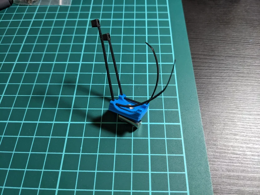 Giá đỡ dây zip cho thanh nhôm 2020 - Image 2