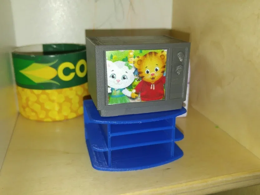 Giá đỡ T.V. cho ngôi nhà búp bê của con gái - Image 2