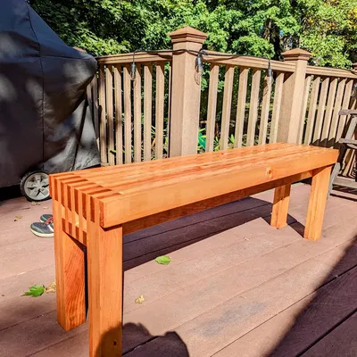 Ghế băng ngoài trời cho ngôi nhà búp bê với kích thước 1:12