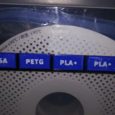 Màn hình hiển thị tên filament tiện lợi cho máy in 3D