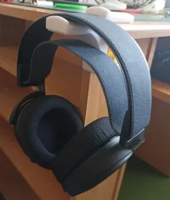 Giá treo tai nghe lắp dưới bàn làm việc - Image 1