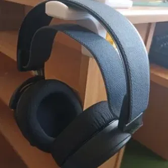 Giá treo tai nghe lắp dưới bàn làm việc