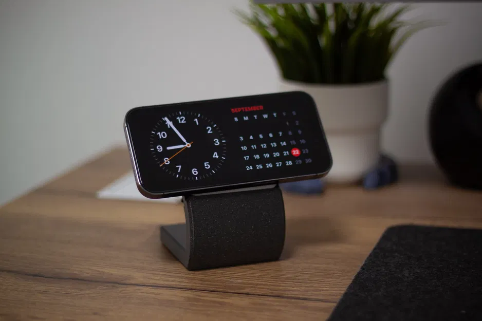 Giá đỡ MagSafe Duo cho iPhone và Apple Watch - Image 1