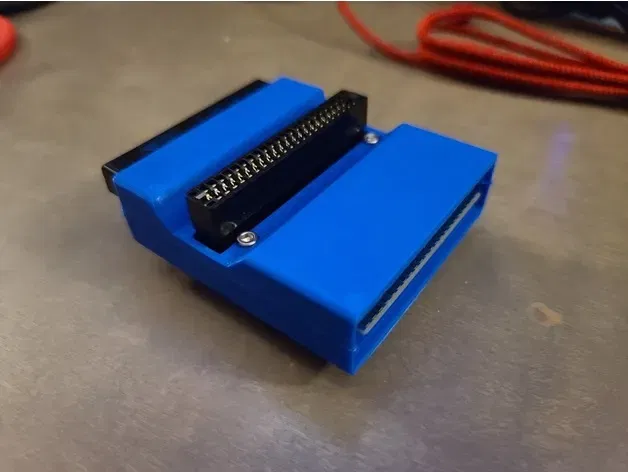 Hộp đựng băng cartridge Mini X-Pander Plus cho Commodore 64 - Image 1