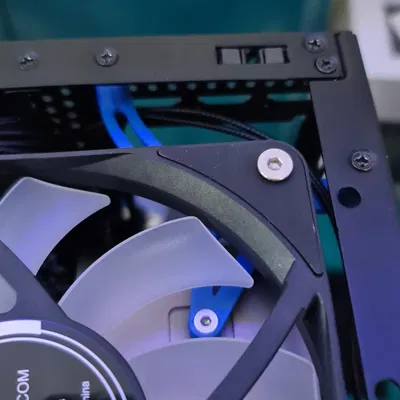 Giá đỡ hỗ trợ SSUPD Meshroom 4090 FE cho khung máy tính