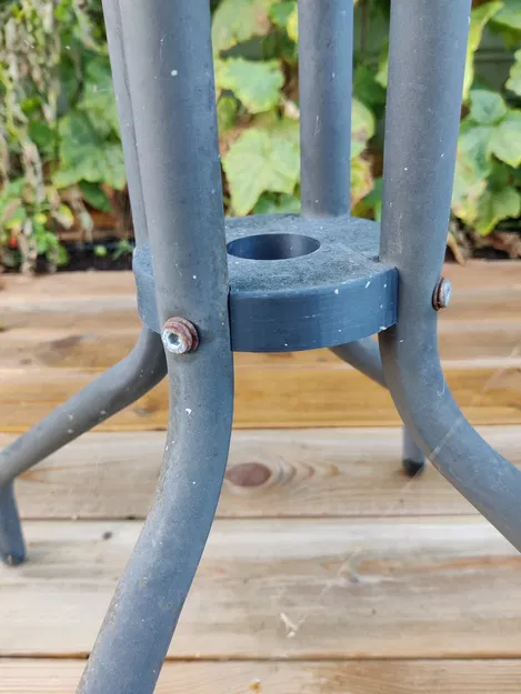 Giá đỡ chân cho bàn cafe nhỏ - Image 2