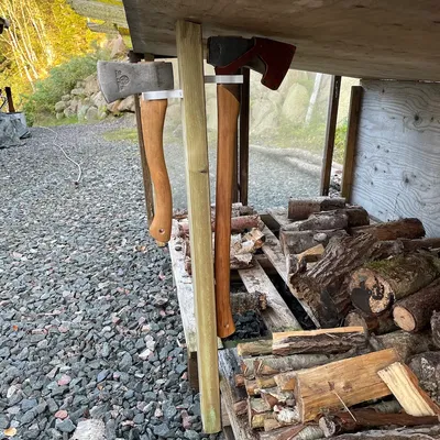 Giá treo dụng cụ làm vườn gắn tường chắc chắn