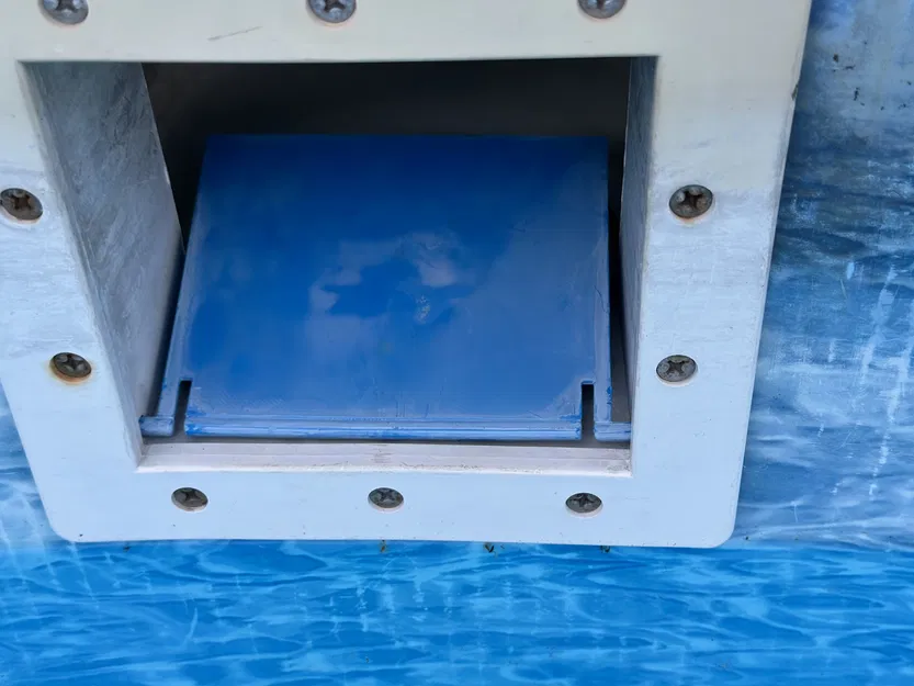 Cửa skimmer cho bể bơi bằng polystyrene nổi - Image 1