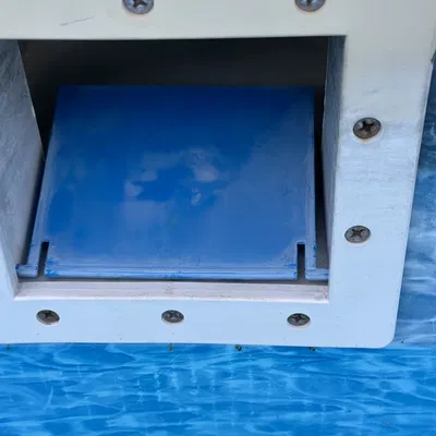 Cửa skimmer cho bể bơi bằng polystyrene nổi