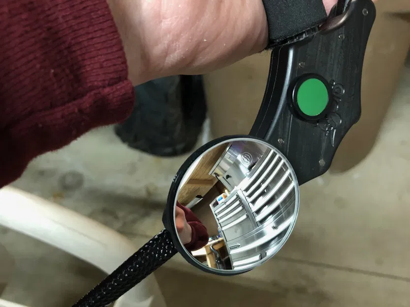 Giá đỡ gương nhiên liệu cho paramotor với dây ga - Image 1