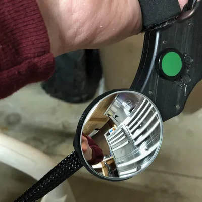 Giá đỡ gương nhiên liệu cho paramotor với dây ga