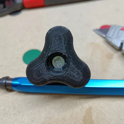 Núm vặn M6 với nắp đậy cho các dự án thủ công