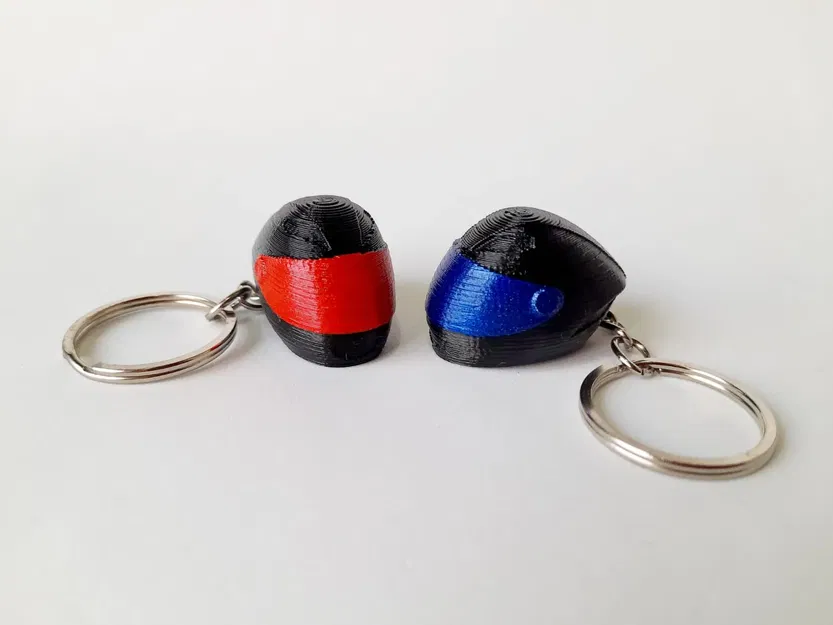 Móc khóa hình mũ bảo hiểm moto trang trí cho chìa khóa - Image 2