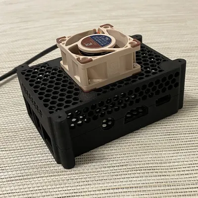 Vỏ máy tính Radxa Rock Pi 4 Plus với quạt 40x40 mm