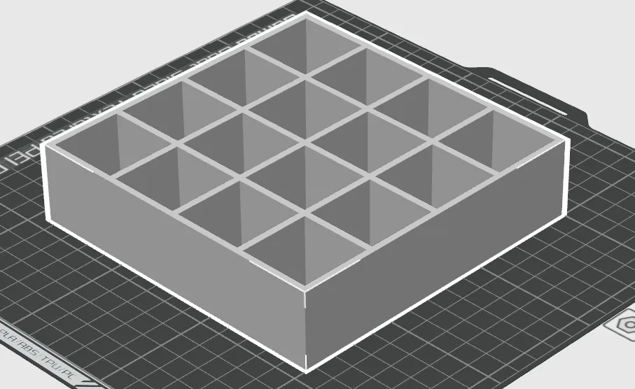 Giá đỡ sơn móng tay đơn giản với 16 ngăn - Image 1