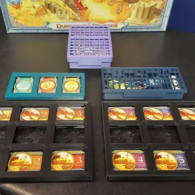 Bộ giá đỡ thẻ và token cho trò chơi Dungeon!