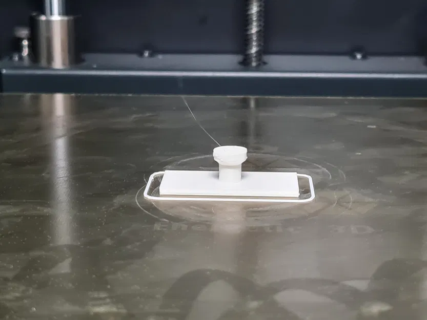 Vòng treo bằng băng dính cho khung ảnh - Image 1