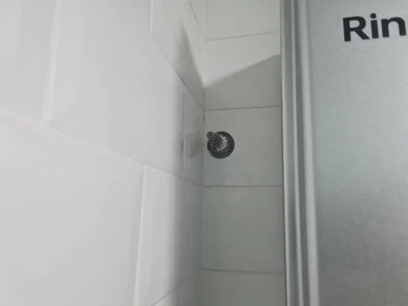 Nắp bọc cho cartridge vòi nước xấu xí trong không gian hẹp - Image 2