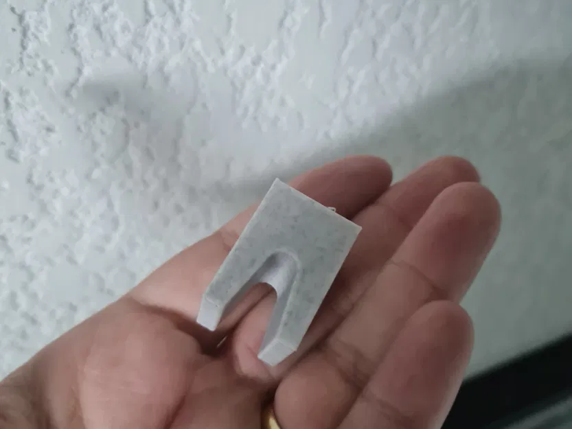 Khối đệm giữ chậu hoa gần tường - Image 2