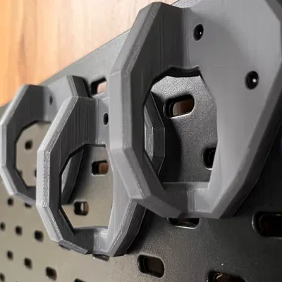 Móc treo chìa khóa cho bảng Skadis với carabiner