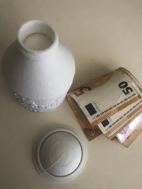 BÌNH CHỨA VỚI NGĂN KÍN ĐỂ TIỀN AN TOÀN TẠI NHÀ - Image 1